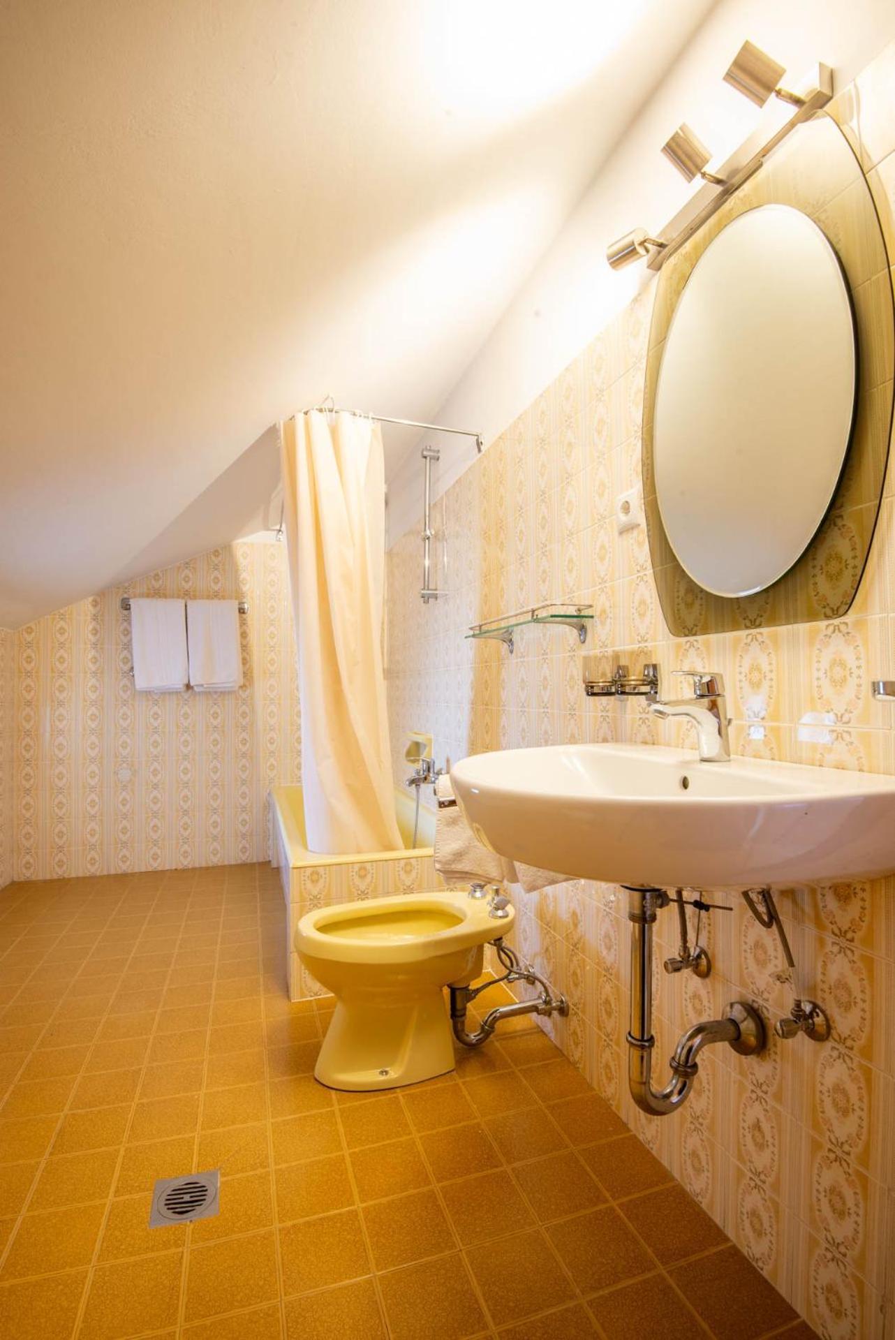 Strengen Guesthouse Caldaro Eksteriør billede