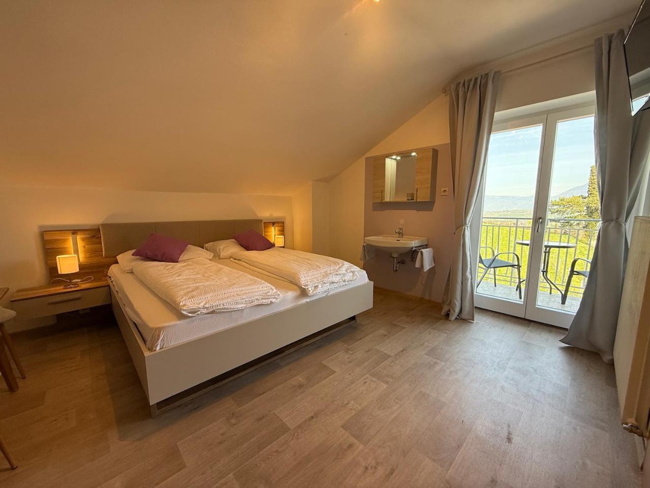 Strengen Guesthouse Caldaro Eksteriør billede